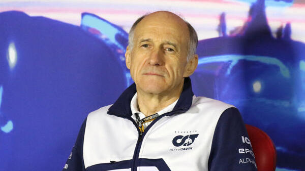 AlphaTauri-Teamchef Franz Tost in einer FIA-Pressekonferenz