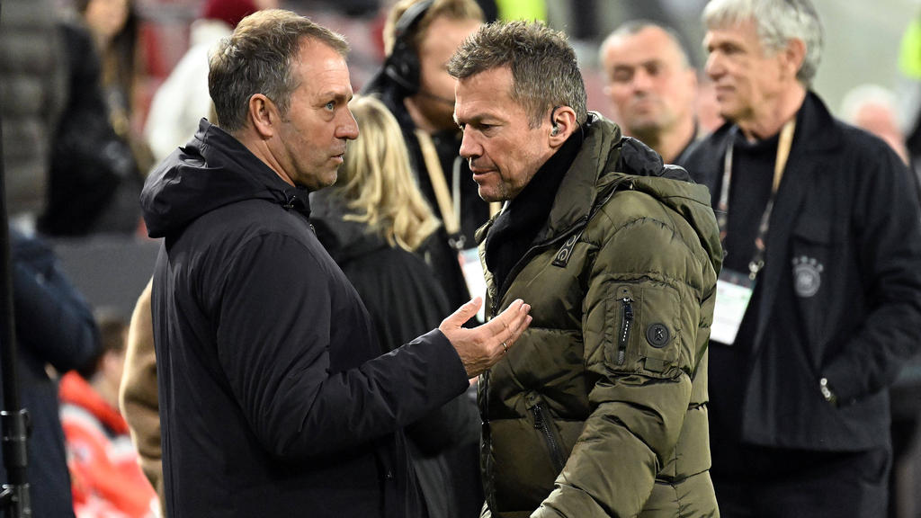 Diskutieren Hansi Flick und Lothar Matthäus hier über das Bayern-Beben?
