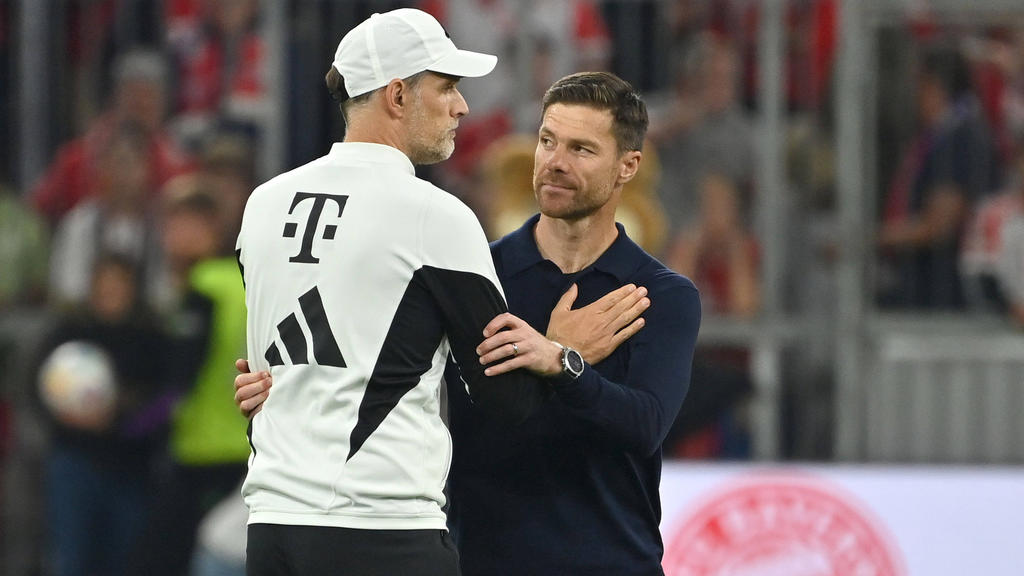Xabi Alonso (r.) wird mit dem FC Bayern in Verbindung gebracht Xabi Alonso (r.) wird mit dem FC Bayern in Verbindung gebracht