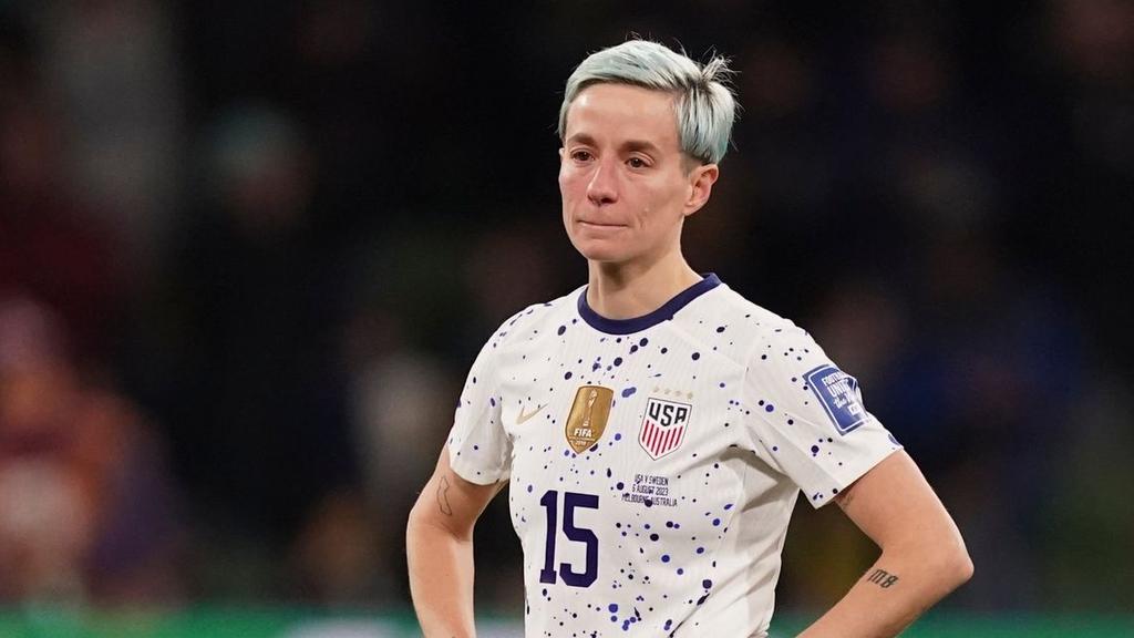 US-Nationalspielerin Megan Rapinoe war nach ihrem vergebenen Elfer untröstlich US-Nationalspielerin Megan Rapinoe war nach ihrem vergebenen Elfer untröstlich