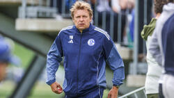 Youri Mulder ist voll mit seiner Aufgabe als Direktor Profifußball beim FC Schalke 04 beschäftigt