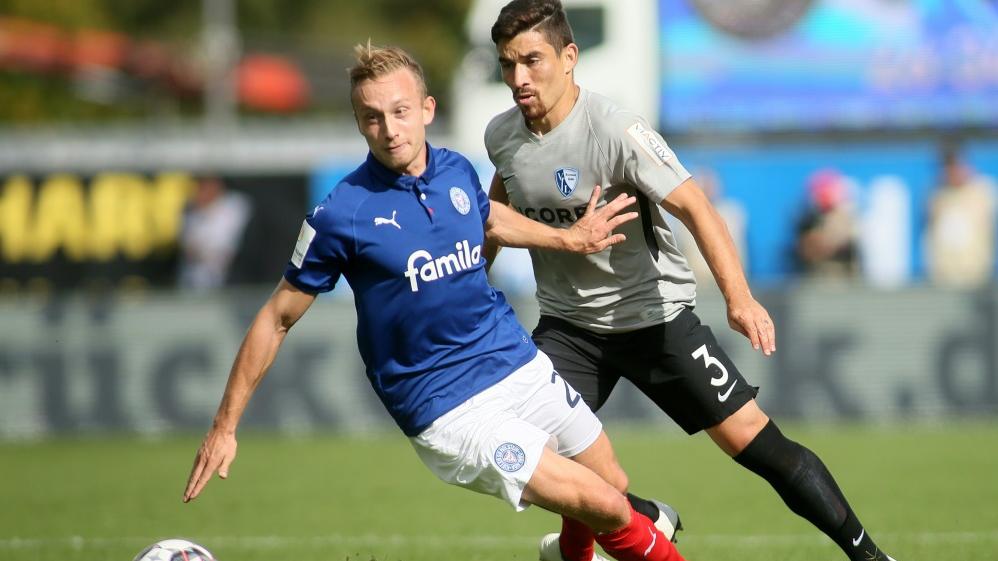 Jannik Dehm (l.) bleibt bei Holstein Kiel Jannik Dehm (l.) bleibt bei Holstein Kiel