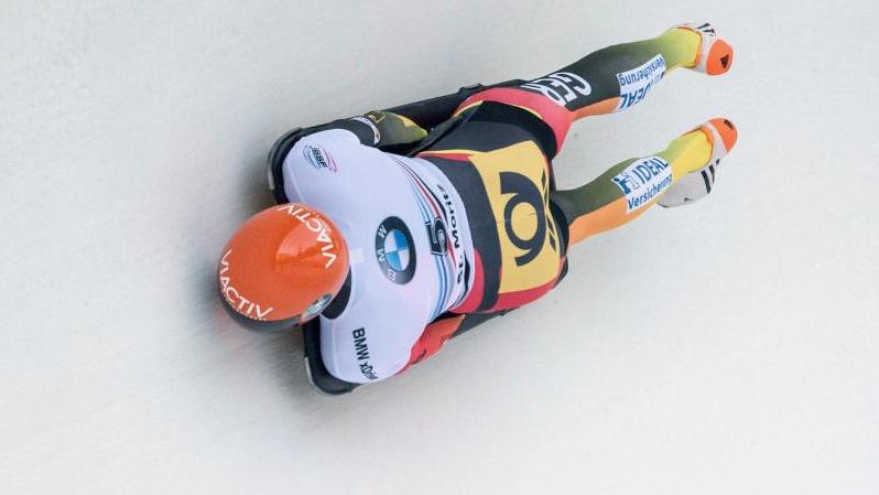 Axel Jungk hat überraschend den Weltcup-Auftakt in Lake Placid gewonnen Axel Jungk hat überraschend den Weltcup-Auftakt in Lake Placid gewonnen