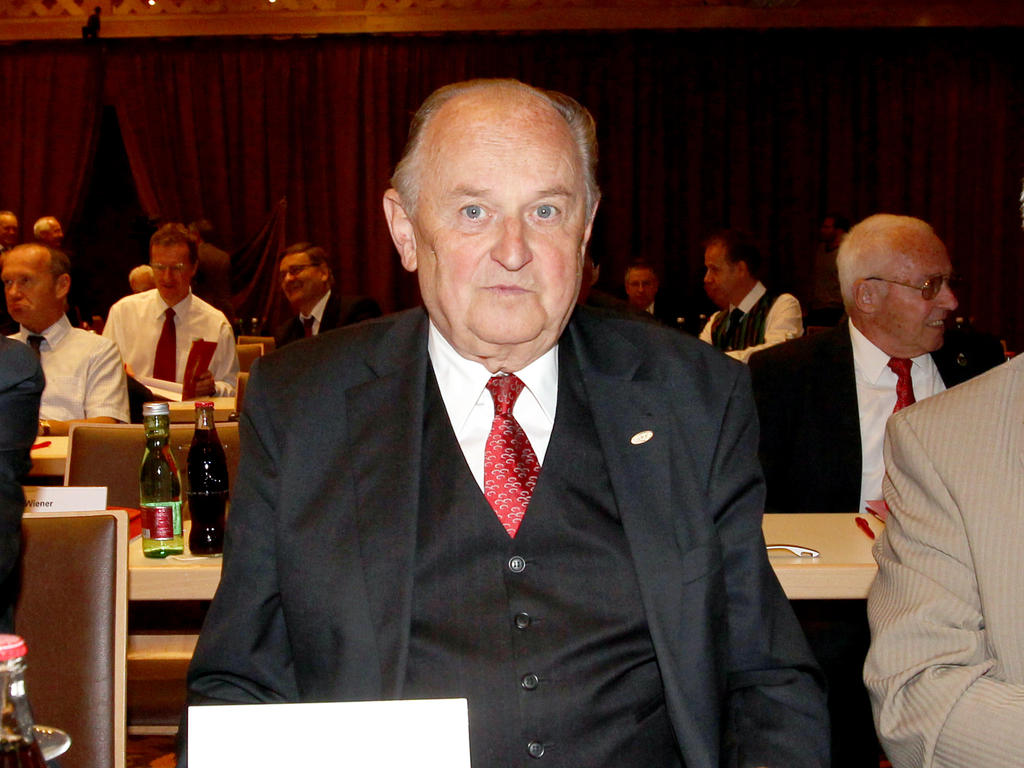 Ferdinand Kolarik bei einer ÖFB-Versammlung (2013)