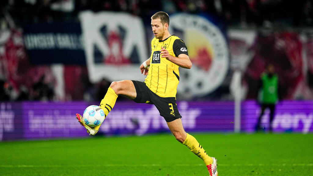 Waldemar Anton könnte beim BVB bald in eine neue Rolle schlüpfen Waldemar Anton könnte beim BVB bald in eine neue Rolle schlüpfen