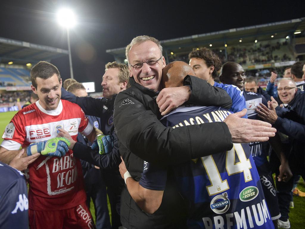 Ein Bild aus glücklichen Tagen: Jean-Marc Furlan ist nicht mehr Trainer in Troyes