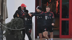 Stieg beim FC Bayern wieder ins Training ein: Joshua Kimmich (r.)