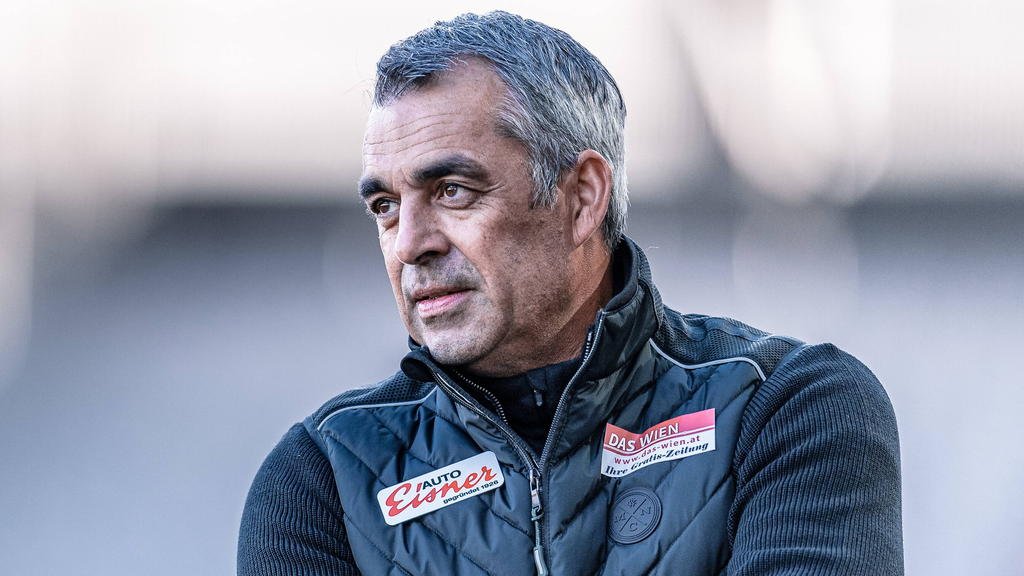 Robin Dutt hat sich zur aktuellen Situation beim VfB Stuttgart geäußert Robin Dutt hat sich zur aktuellen Situation beim VfB Stuttgart geäußert