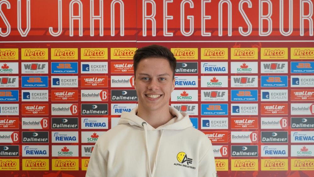 Minos Gouras wechselt zur neuen Saison nach Regensburg