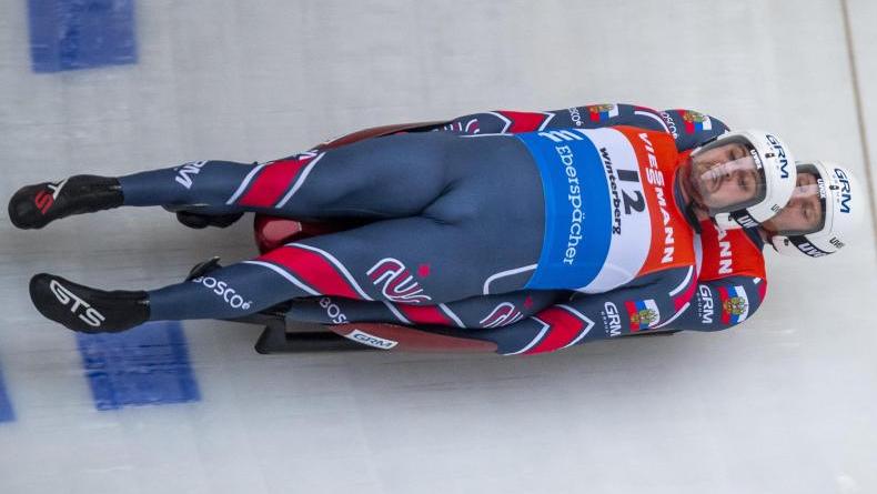 Haben beim Weltcup in Winterberg mit dem Doppelsitzer gewonnen: Die Russen Aleksander Denisev und Vladislav Antonov Haben beim Weltcup in Winterberg mit dem Doppelsitzer gewonnen: Die Russen Aleksander Denisev und Vladislav Antonov