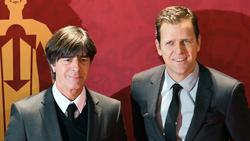 Löw (l.) und Bierhoff (r.) gratulieren Jürgen Klopp