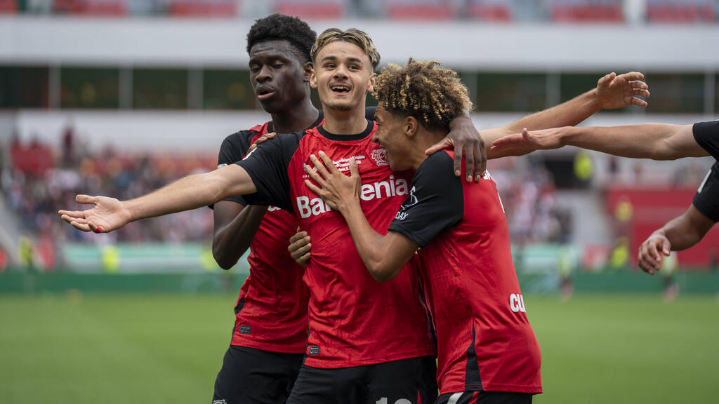 Kerim Alajbegovic (M.) gilt als Top-Talent bei Bayer Leverkusen Kerim Alajbegovic (M.) gilt als Top-Talent bei Bayer Leverkusen