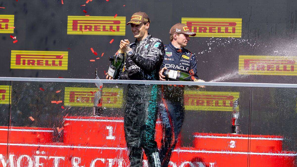 Russell hat sich zu den Verstappen-Gerüchten geäußert