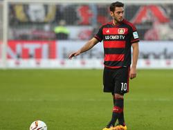 Leverkusens Scharfschütze Hakan Çalhanoğlu droht für das Achtelfinale auszufallen