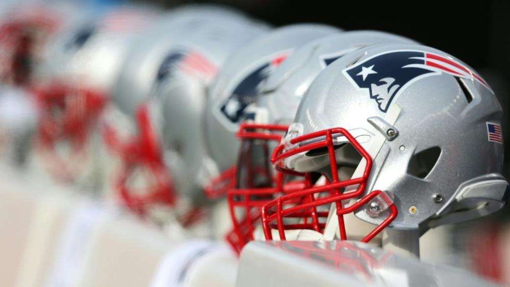 Eine neue Helmregel in der NFL sorgt für Diskussionen Eine neue Helmregel in der NFL sorgt für Diskussionen
