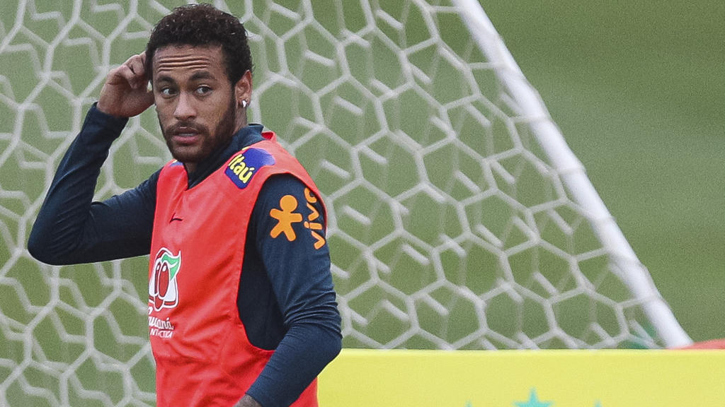 Neymar bereitet sich mit Brasilien auf die Copa America vor Neymar bereitet sich mit Brasilien auf die Copa America vor