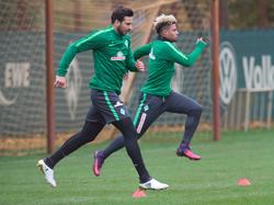 Pizarro (l.) und Gnabry spielen beim SV Werder Bremen