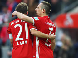 Franck Ribéry (r.) trug mit einer starken Leistung zum Sieg des FC Bayern bei
