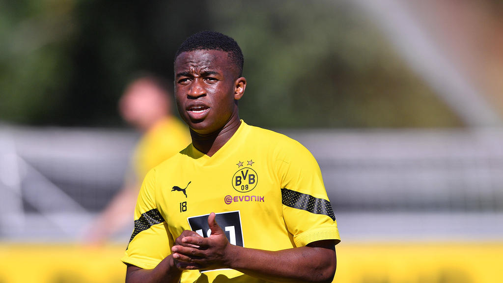Wartet die Vorbereitung des BVB noch ab: Youssoufa Moukoko Wartet die Vorbereitung des BVB noch ab: Youssoufa Moukoko