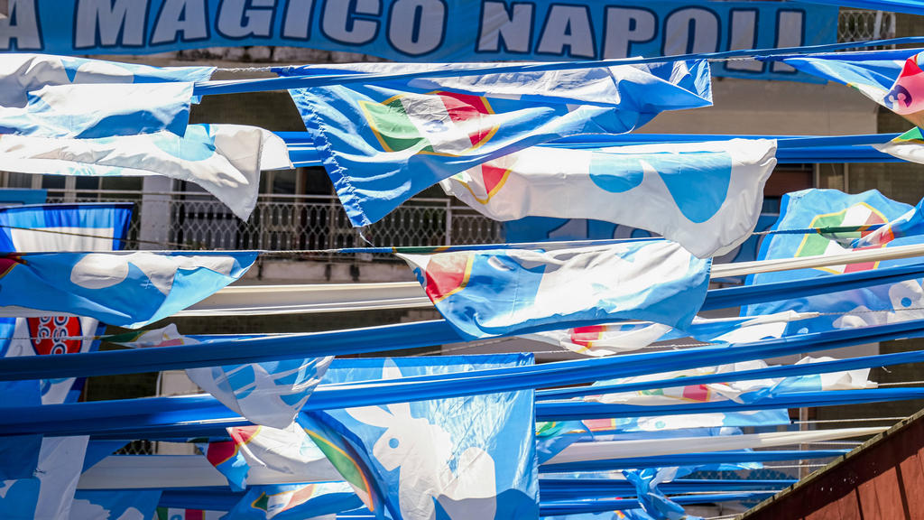 Die SSC Neapel kann italienischer Meister werden Die SSC Neapel kann italienischer Meister werden
