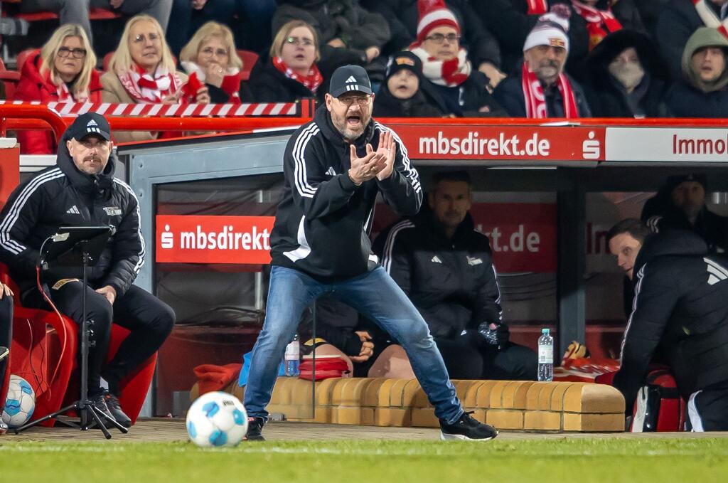 Für Baumgart war es das zweite Pflichtspiel als Union-Trainer Für Baumgart war es das zweite Pflichtspiel als Union-Trainer