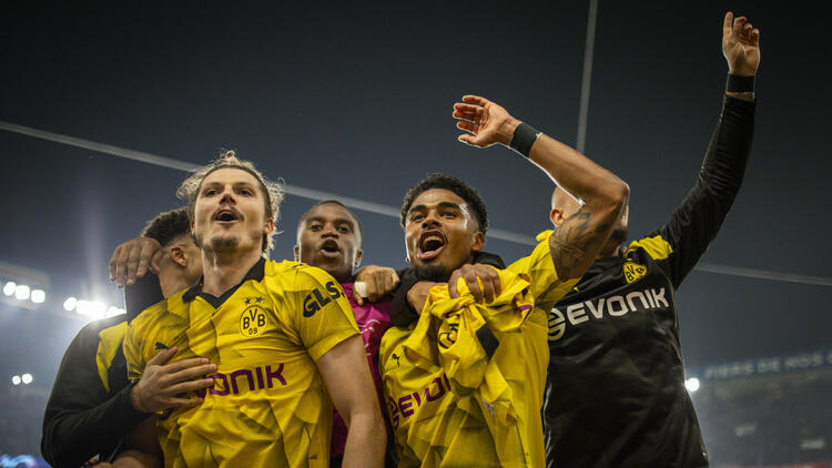 Die BVB-Stars bejubeln den Überraschungscoup gegen PSG