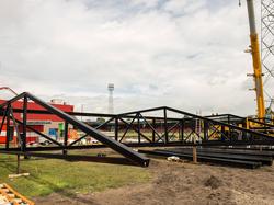 In de zomerstop na het seizoen 2014/2015 is men in Deventer druk bezig om het stadion van Go Ahead Eagles te verbouwen. De bedoeling is om de capaciteit te vergroten naar tienduizend toeschouwers. (22-06-2015)