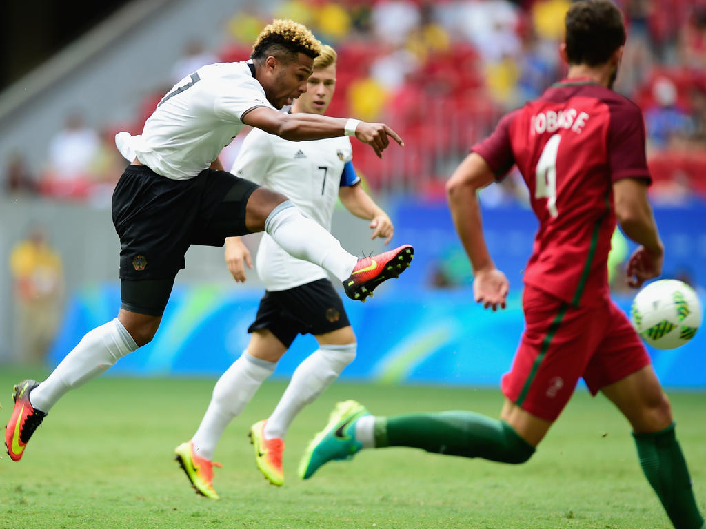 Serge Gnabry führt Deutschland zum 4:0-Sieg gegen Portugal