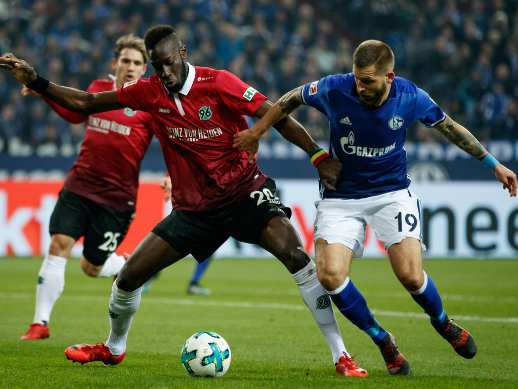 Salif Sané (M.) wechselt angeblich zum FC Schalke