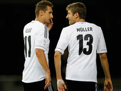 Miroslav Klose (l.) glaubt trotz Torflaute an Thomas Müller