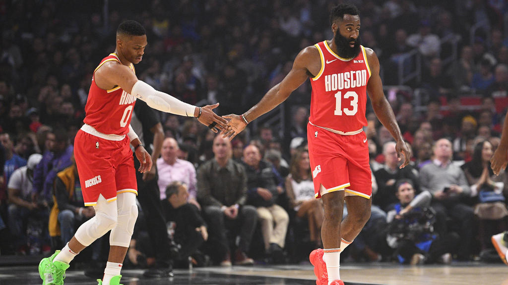 NBA-Superstars James Harden und Russell Westbrook erzielten gemeinsam 78 Punkte NBA-Superstars James Harden und Russell Westbrook erzielten gemeinsam 78 Punkte