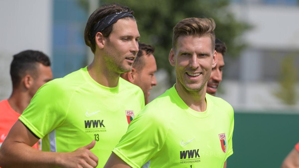 Der FC Augsburg geht ohne Fabian Giefer (l.) und Andreas Luthe in die neue Saison Der FC Augsburg geht ohne Fabian Giefer (l.) und Andreas Luthe in die neue Saison