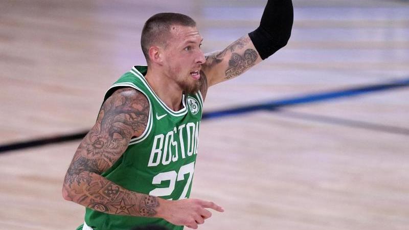 Daniel Theis verbuchte acht Punkte und sieben Rebounds Daniel Theis verbuchte acht Punkte und sieben Rebounds