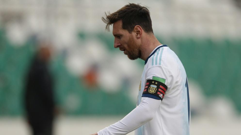 Lionel Messi geriet in einen Disput mit Boliviens Betreuer Nava Lionel Messi geriet in einen Disput mit Boliviens Betreuer Nava