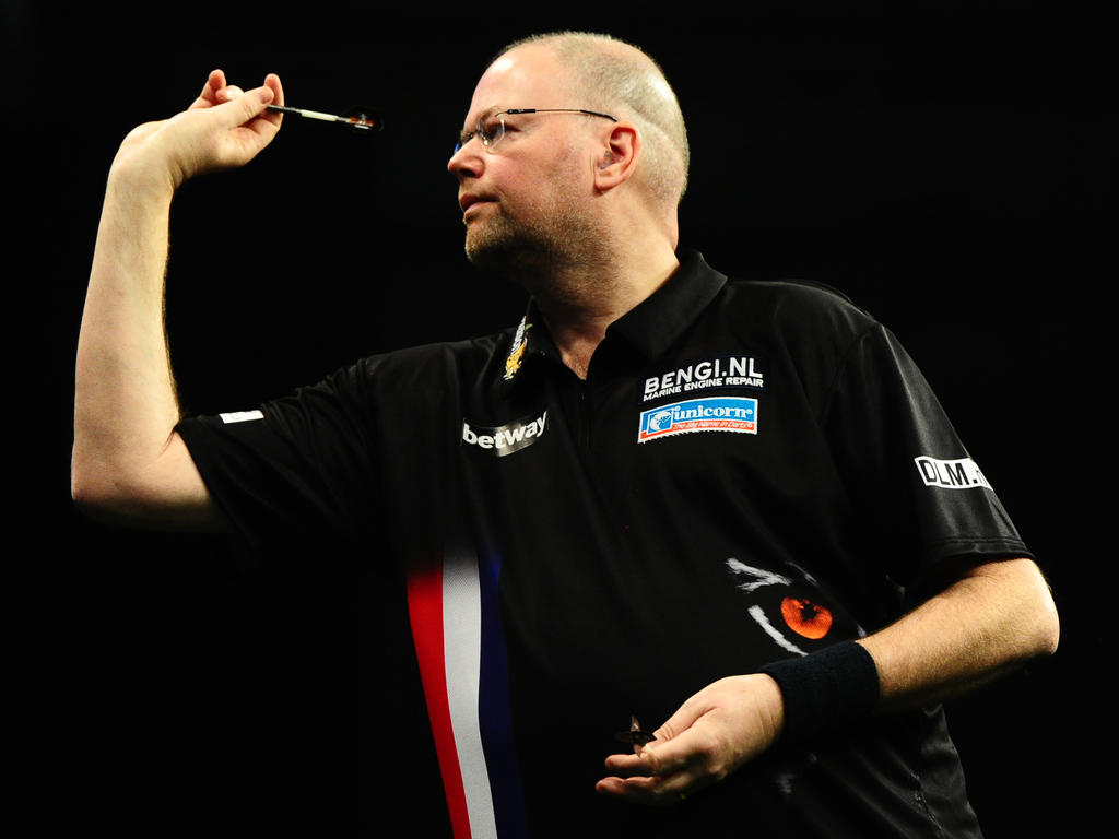 Vierter Sieg in Folge: Raymond van Barneveld macht weiter Boden gut Vierter Sieg in Folge: Raymond van Barneveld macht weiter Boden gut
