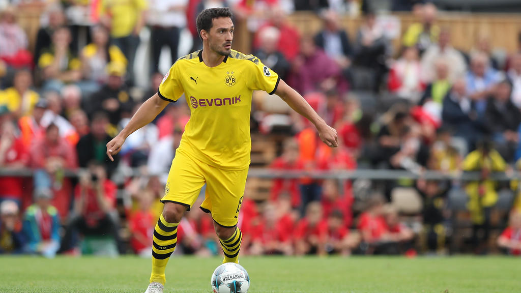 Mats Hummels durfte in der zweiten Hälfte die Kapitänsbinde beim BVB tragen Mats Hummels durfte in der zweiten Hälfte die Kapitänsbinde beim BVB tragen