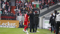 Dawid Kownacki von Fortuna Düsseldorf musste gegen den SV Sandhausen verletzt raus
