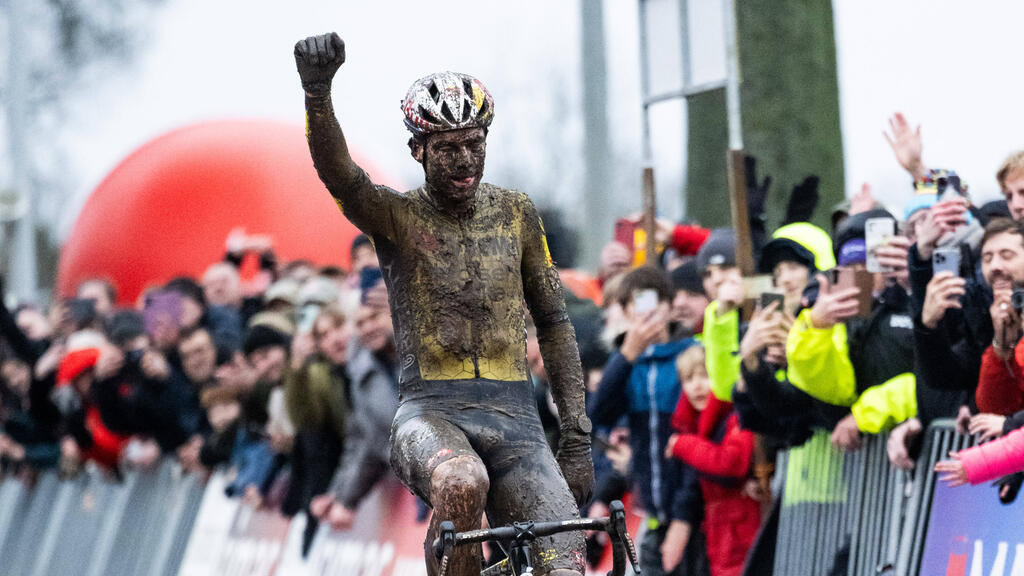 Endlich-Giro-Saisonplan-von-Rad-Star-fix