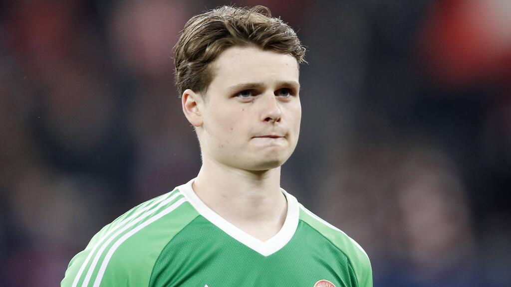 Wechselte vom 1. FC Köln zum FC Bayern: Jonas Urbig Wechselte vom 1. FC Köln zum FC Bayern: Jonas Urbig