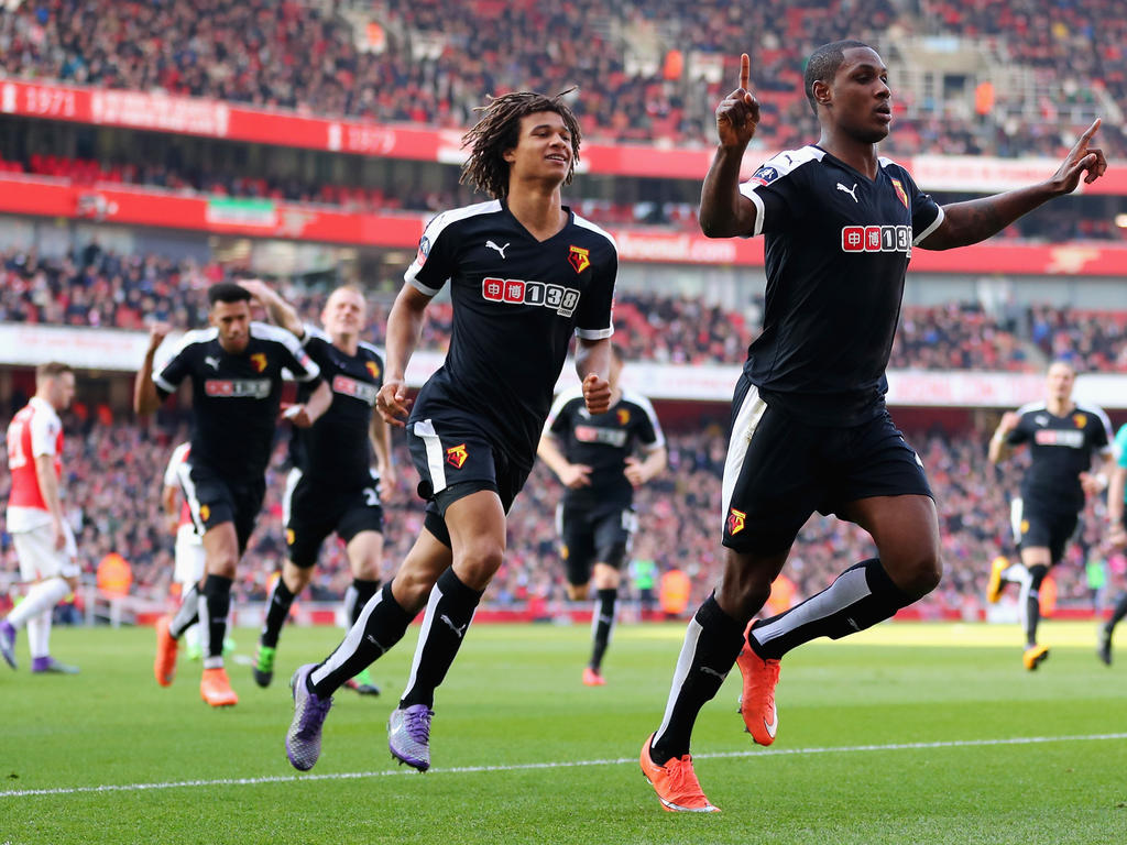 Odion Ighalo (re.) trifft im FA Cup gegen Arsenal und sorgt für die 1:0-Führung des Außenseiters.