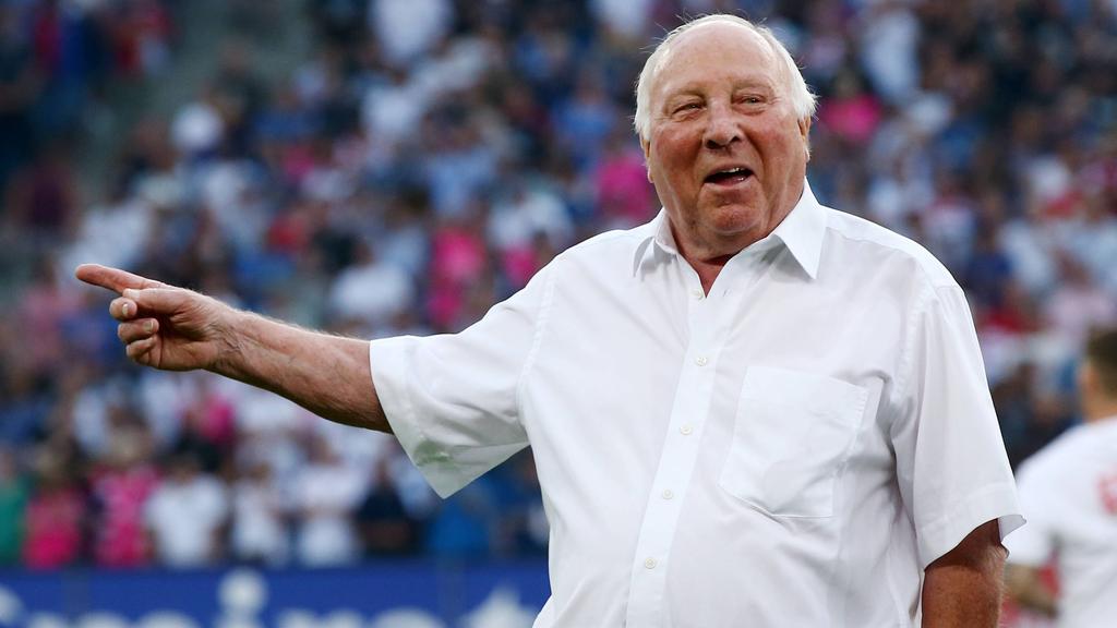 Uwe Seeler will dem DFB helfen Uwe Seeler will dem DFB helfen