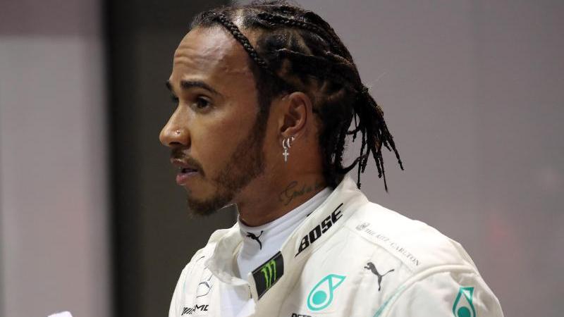 Lewis Hamilton sieht Ferrari in der Formel 1 im Aufwind Lewis Hamilton sieht Ferrari in der Formel 1 im Aufwind