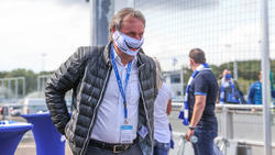 Peter Neururer spricht über die Krise beim FC Schalke 04 und lobt den VfL Bochum