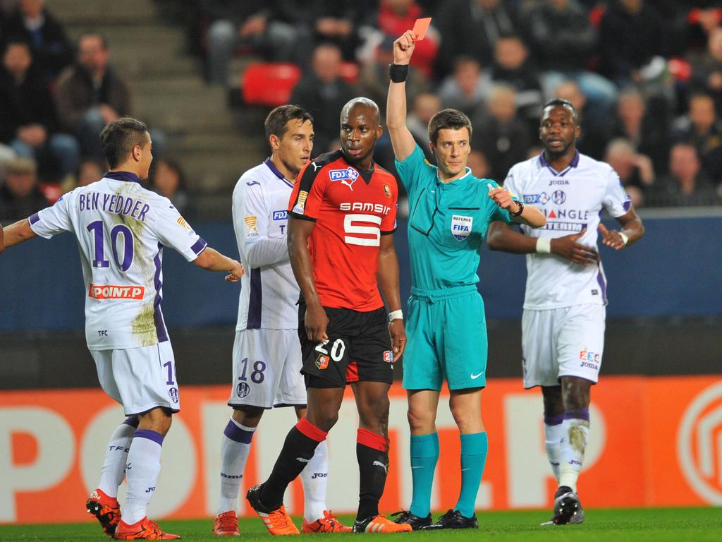 El Rennes acabó pagando la expulsión de Yacouba Sylla y quedó fuera del segundo torneo copero. (Foto: Imago)