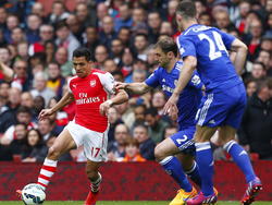 En un partido brusco y con escaso ritmo, como era de esperar la posesión fue del Arsenal. (Foto: Getty)
