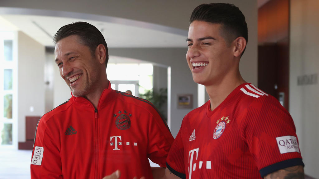 Niko Kovac hat sich zur Situation von James Rodríguez (r.) beim FC Bayern geäußert