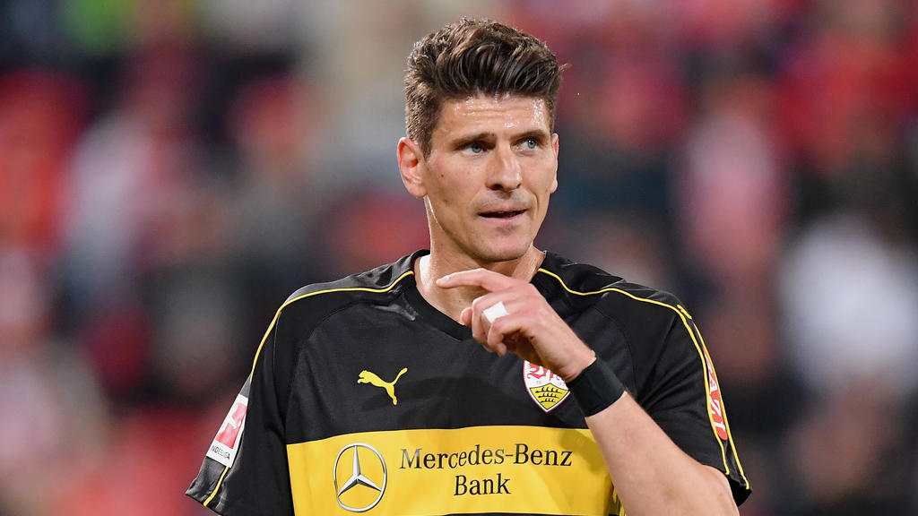 Mario Gomez soll beim VfB Stuttgart bleiben Mario Gomez soll beim VfB Stuttgart bleiben