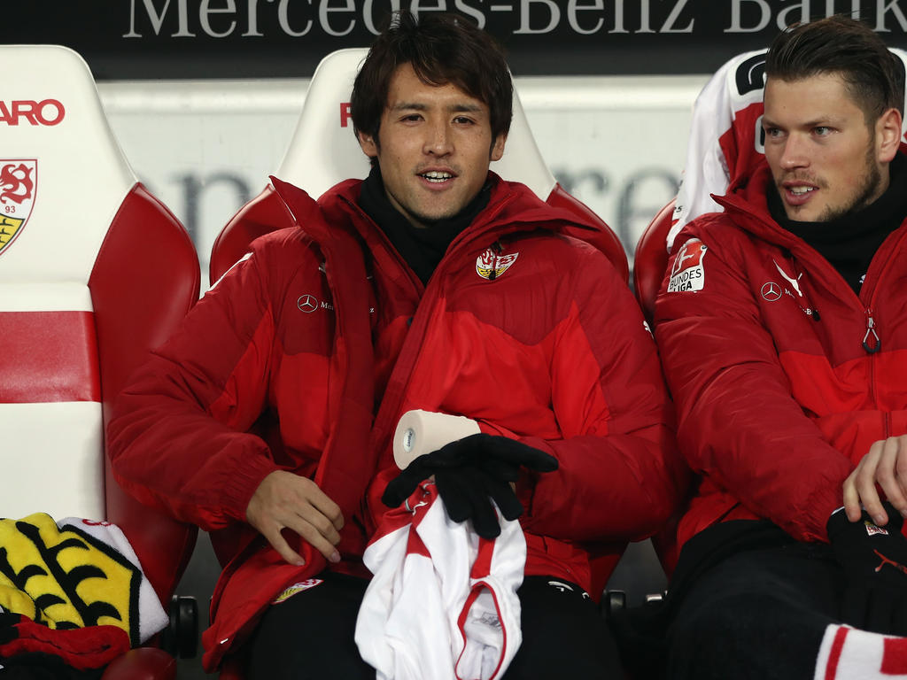 Hajime Hosogai (l.) verlässt den VfB Stuttgart