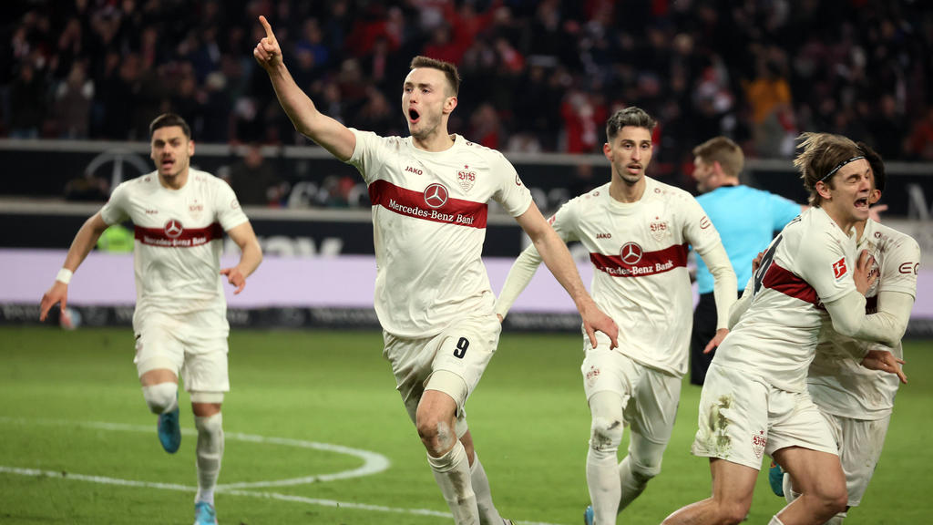 Sasa Kalajdzic traf zum entscheidenden 3:2 für den VfB Stuttgart Sasa Kalajdzic traf zum entscheidenden 3:2 für den VfB Stuttgart