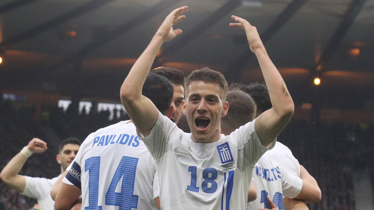 Giannis Konstantelias bejubelt einen Treffer